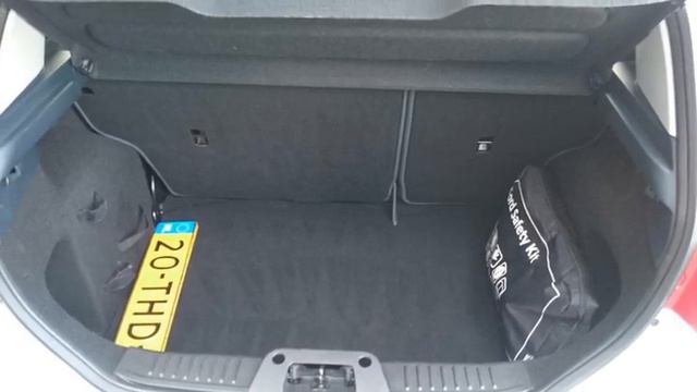 Ford Fiesta 1.6 TDCI 70KW TREND ECONETIC 3D смотреть онлайн