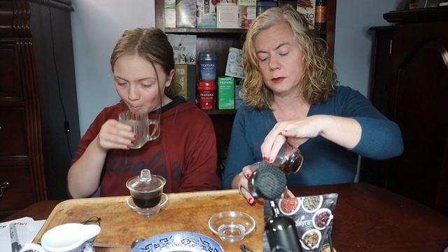 Tealyra Haul: We Try 35-year-old Aged Puerh смотреть онлайн