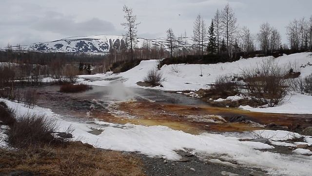 На снегоходе по воде Полярный Урал весна 2015 смотреть онлайн