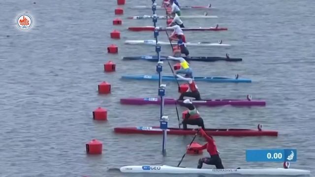 Мозырские гребцы на байдарках и каноэ начали сезон 2019/2020 смотреть онлайн