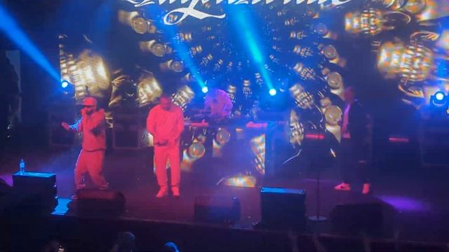 Район моей мечты - Молниеносные квазары ( Нижний Новгород, Milo Concert Hall, 29.04.2023)