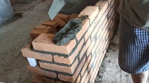 Кладка в полкирпича. Угол с отвесной штрабой
