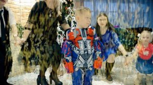 С днём рождения сынок!Тебе уже четыре года!