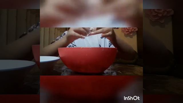 Как сделать тянущийся слайм из муки и шапуня! смотреть онлайн