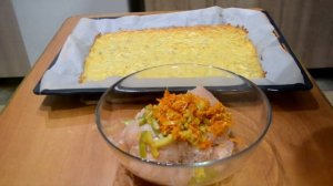 Сырный рулет с куриным фаршем.  Очень подходит для праздничного стола /Ольга Журавлева/