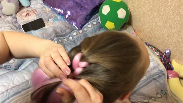 Канекалон Как плести цветную косу Косы с канекалоном Прическа с канекалоном У меня розовые волосы