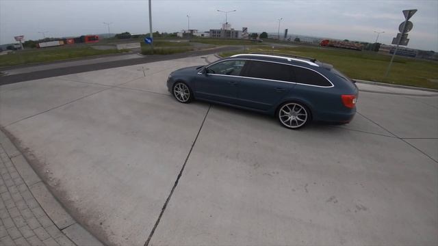 Skoda Superb II R36 Turbo | Acceleration 0-100 | 100-200 | 0-200 | DRAGY GPS Performance смотреть онлайн