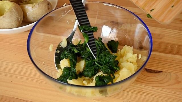 Картофельные лодочки со шпинатом в духовке. Так готовят в Италии!