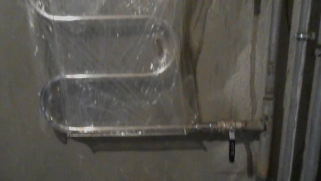 Видео замены полотенцесушителя электросваркой.mp4 смотреть онлайн