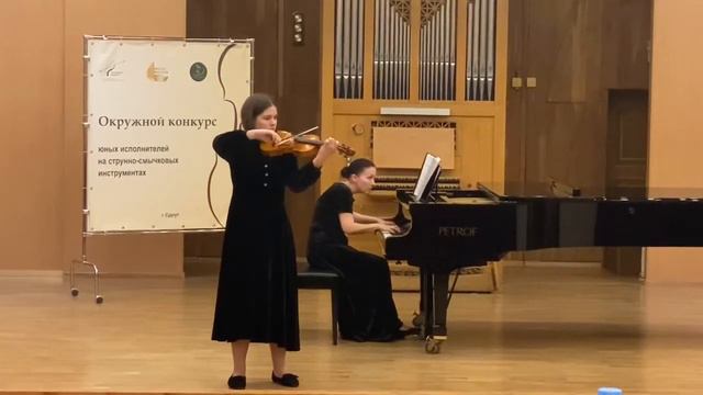 Загребнева Юлия 15 лет О.  Новачек Вечное движение