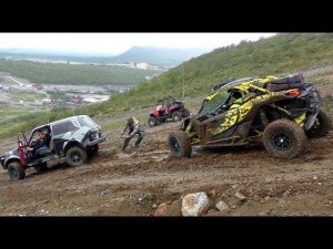 Daihatsu, Багги и Нива. Black & White Team в Кировске.