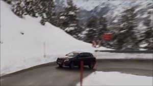 Mercedes-Benz GLA 250 at the 4MATIC Winter Workshop