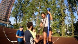 Как повесить волейбольную сетку на "Искре" со стяжным ремнём.
