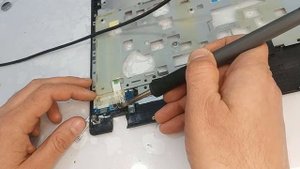 Ноутбук Acer 5750 не включается, плюс ремонт корпуса
