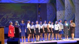 Песня учителей и учеников школы №20 г.Вяземского на юбилее школы.