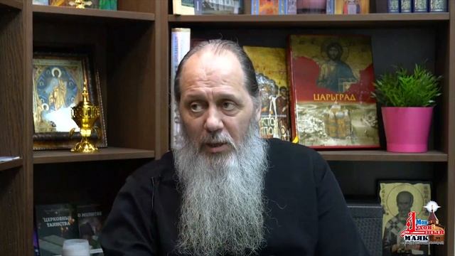 КАК ДОМА МОЛИТЬСЯ НА СТРАСТНОЙ СЕДМИЦЕ