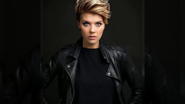 The Best short haircuts // bob haircuts for modern style women 2022-2023 смотреть онлайн