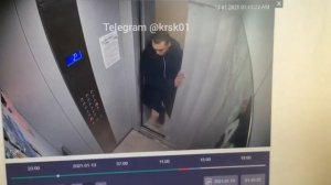 Хулиган в красноярском лифте