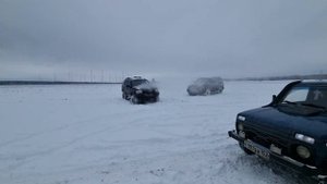 Драг по снегу.  Мощные заезды TLC V8 и 4Runner V8.