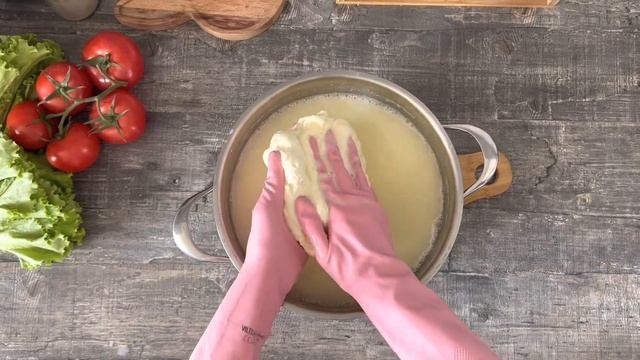 Моцарелла дома из 2 ингредиентов за 30 минут. Қазақша рецепт. Моцарелла рецепт. Простой рецепт сыра смотреть онлайн