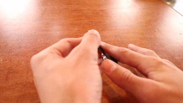 How to Ollie A Fingerboard In 5 Minutes and 34 Seconds смотреть онлайн