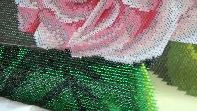 Процесс вышивки бисером на станке + болталка