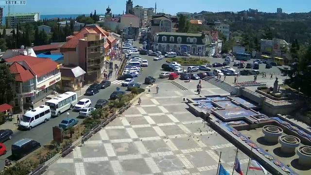 Вебкамера "Площадь Советская". Запись 20.07.2015 14:30:01 смотреть онлайн