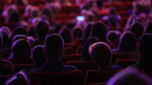 "Детский": Репортаж о спектакле "Лунтик"