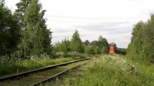 ТЭМ7А 0528 на подъездном пути от станции Бекасово-Сортировочное Московской железной дороги.