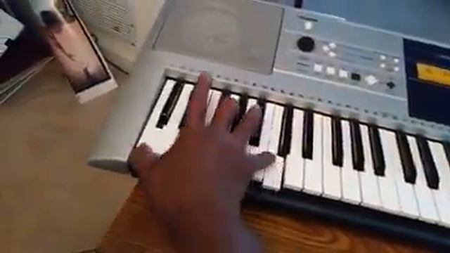 PSR E323 KEYBOARD preset #050TremStr #VLEEV смотреть онлайн