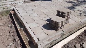 Как замешать цемент, если под рукой нет миксера