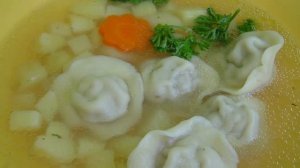 Бульон с пельменями