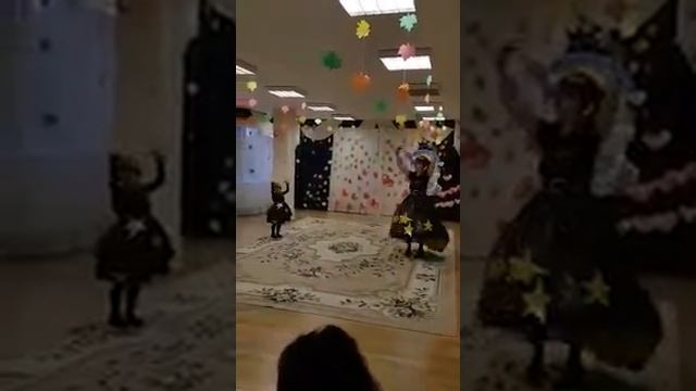 Год Экологии. Костюм из бросового материала
