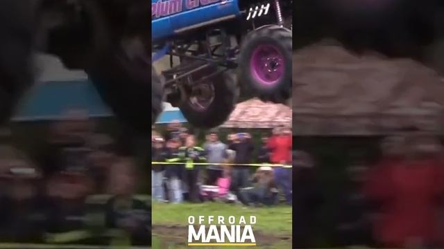 MONSTER TRUCK CRAZY JUMP !!! [4x4 off road extreme] #shorts #offroad #4x4 #monstertruck #crazy