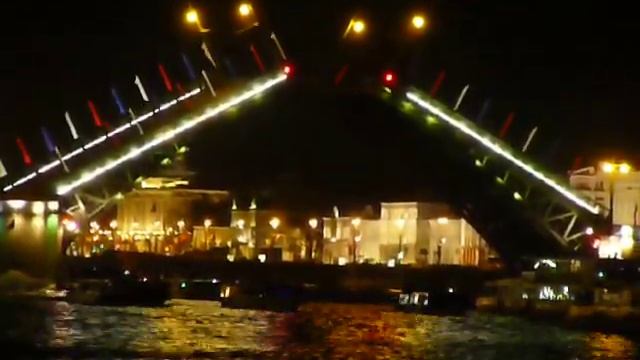 Разводные мосты в Питере