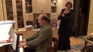 Все давным давно уснули, еду я верхом на муле. Olga Smith.