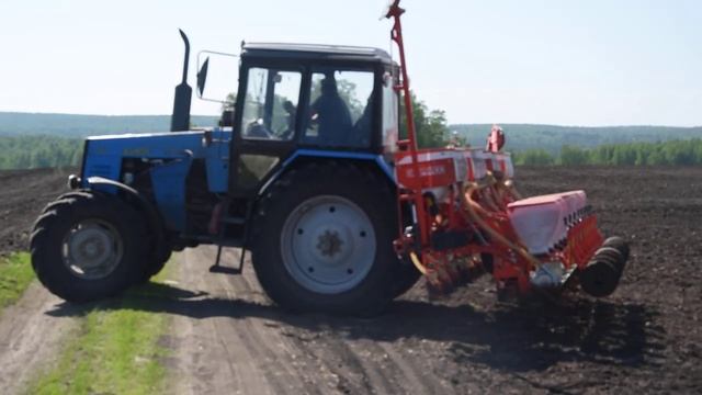 Полевые работы в Рыбинском.mp4 смотреть онлайн
