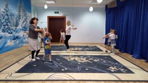 "Саночки" музыкальная игра