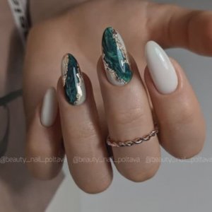 Маникюр на осень 2022?