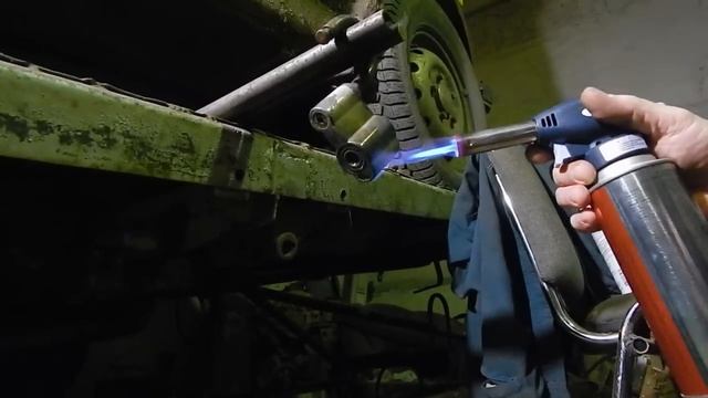 Если замерзает замок, что делать? смотреть онлайн