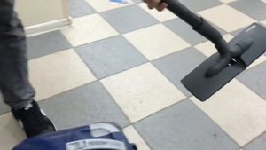 Пылесос LG 1600w