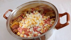 Очень вкусная окрошка на сыворотке и сметане