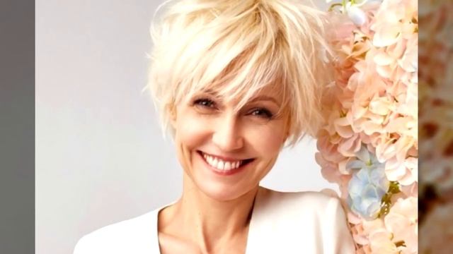 Вот как выглядит сын вечно молодой Ингеборги Дапкунайте! смотреть онлайн