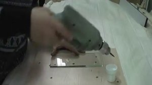 Как ПРОСВЕРЛИТЬ СТЕКЛО. Используем 2 вида сверл по стеклу.