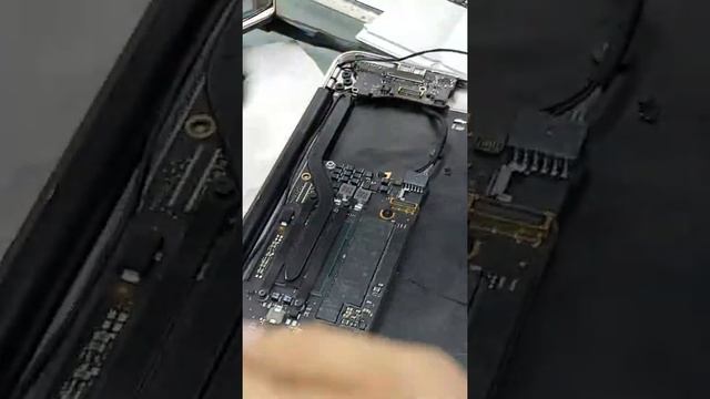 Macbook Air keyboard and Mouse touchpad replacement.