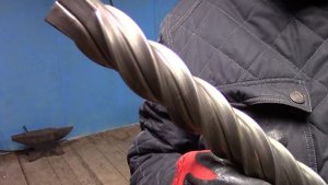 Торсион из четырёх профильных труб 15х15! На станке холодной ковки Улитка