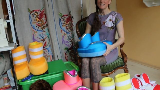 Много лапок пошили мы! | Изготовление ростовых кукол | iclowns.ru смотреть онлайн