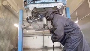 Антикор днища и арок автомобиля  Mitsubishi ASX | разбор, мойка и  покрытие Dinitrol, РАСТСТОП