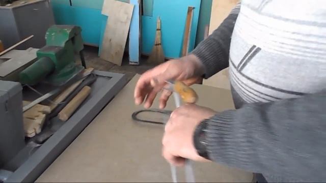 Лобзик ручной