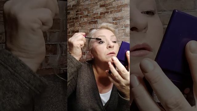 Тушь с экстремальным объемом The One Tremendous смотреть онлайн